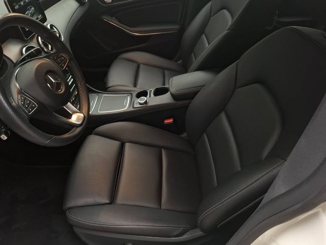 M-BENZ賓士 CLA200  第9張相片