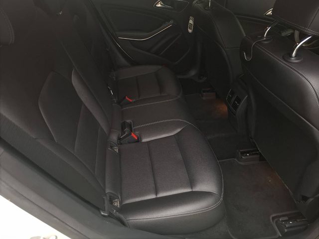 M-BENZ賓士 CLA200  第10張相片