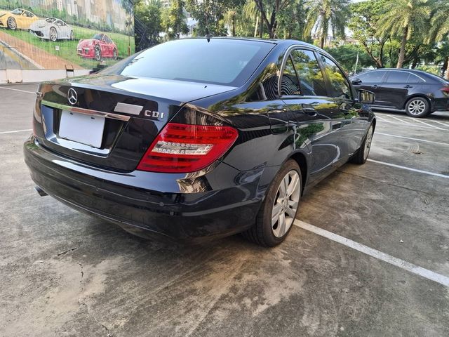 M-BENZ賓士 C220  第2張相片