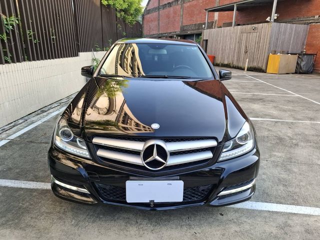M-BENZ賓士 C220  第3張相片