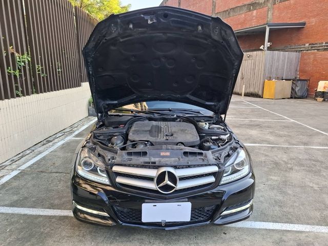 M-BENZ賓士 C220  第6張相片