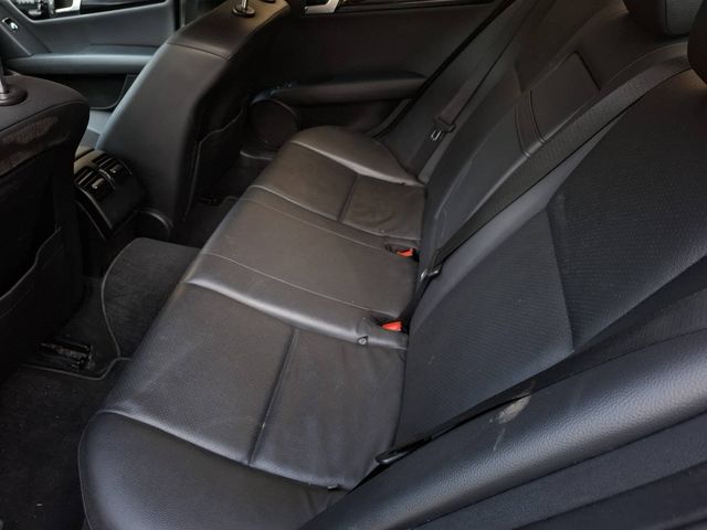 M-BENZ賓士 C220  第9張相片