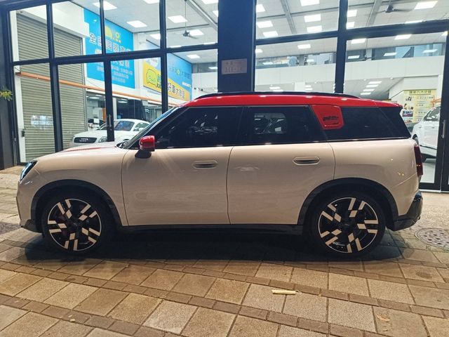 MINI迷你 COUNTRYMAN JCW  第2張相片