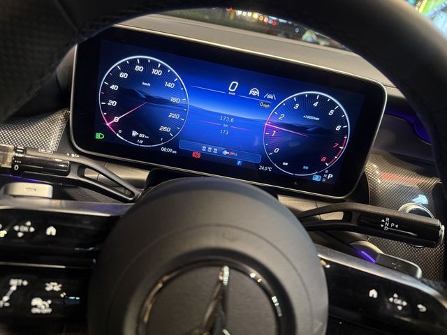 M-BENZ賓士 GLC300  第5張相片