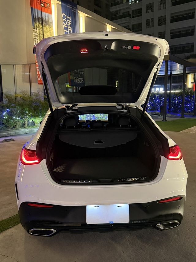 M-BENZ賓士 GLC300  第6張相片