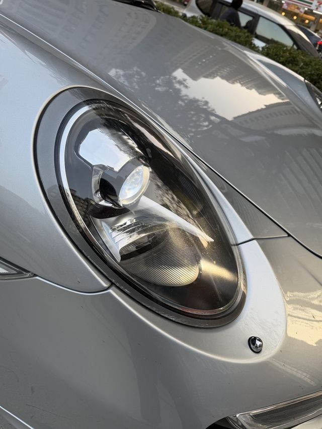 PORSCHE保時捷 911 TURBO  第14張相片