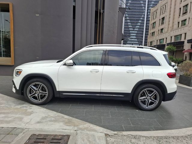 M-BENZ賓士 GLB250  第5張相片