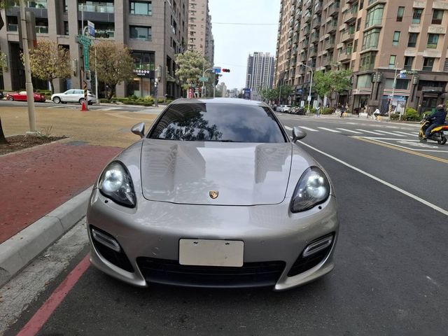 PORSCHE保時捷 PANAMERA  第3張相片