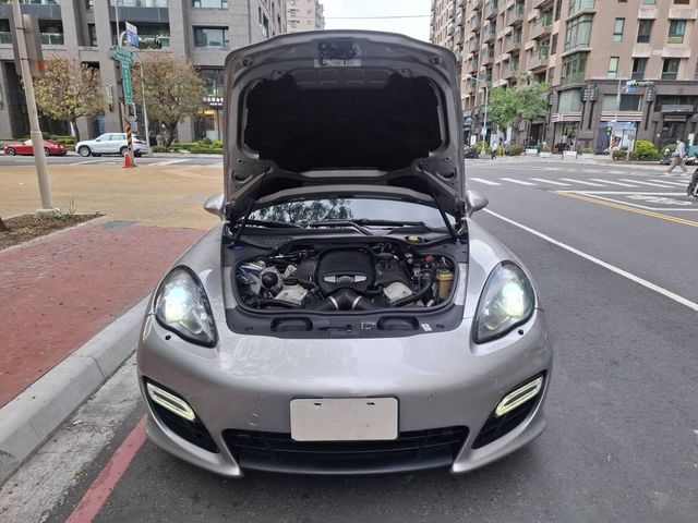 PORSCHE保時捷 PANAMERA  第6張相片