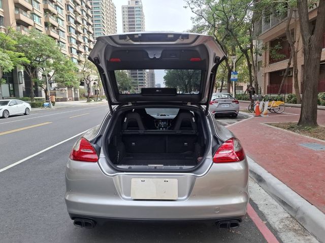 PORSCHE保時捷 PANAMERA  第8張相片