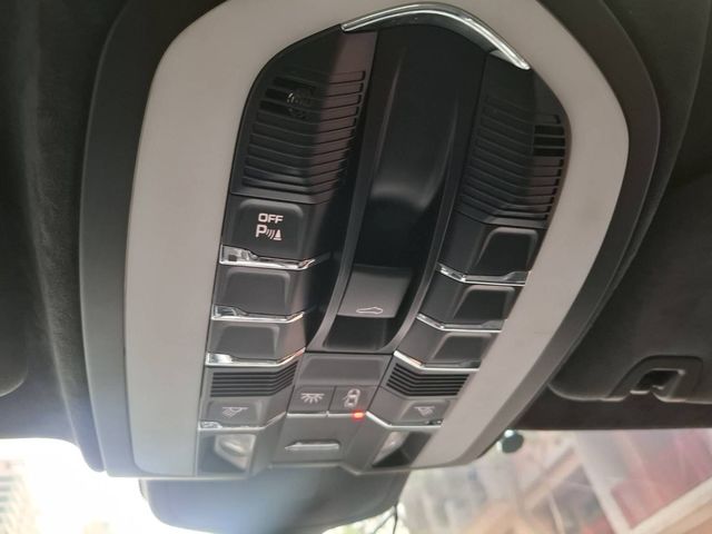 PORSCHE保時捷 PANAMERA  第17張相片