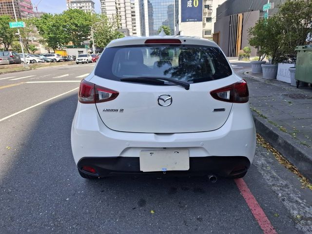 MAZDA馬自達 MAZDA 2  第4張相片
