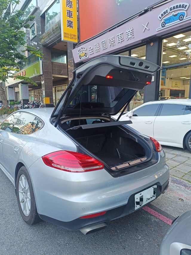 PORSCHE保時捷 PANAMERA  第4張相片