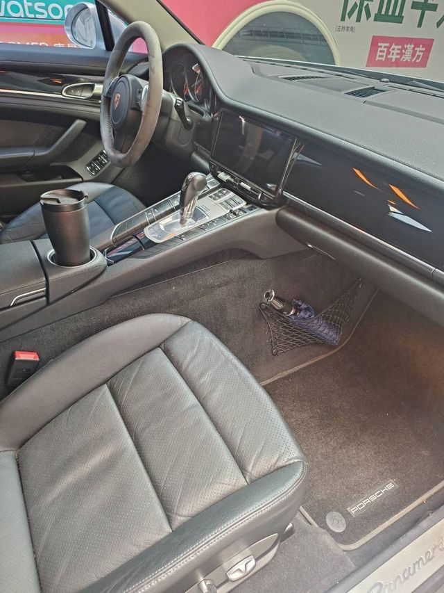 PORSCHE保時捷 PANAMERA  第8張相片