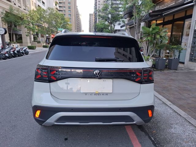 VOLKSWAGEN福斯 T-CROSS  第4張相片