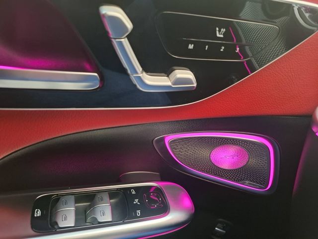 M-BENZ賓士 C300  第13張相片