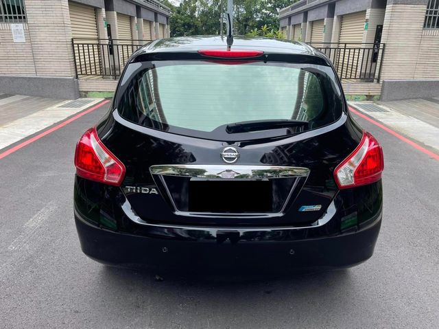 NISSAN日產 TIIDA  第4張相片