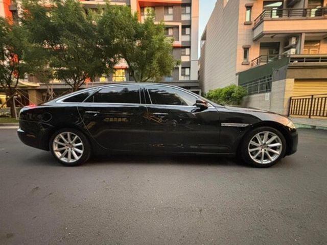 JAGUAR捷豹 XJ  第8張相片