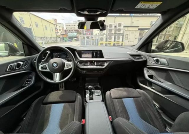 BMW寶馬 218I  第14張相片