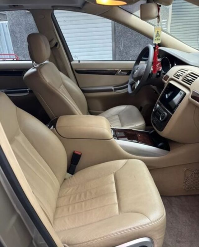 M-BENZ賓士 R350  第11張相片