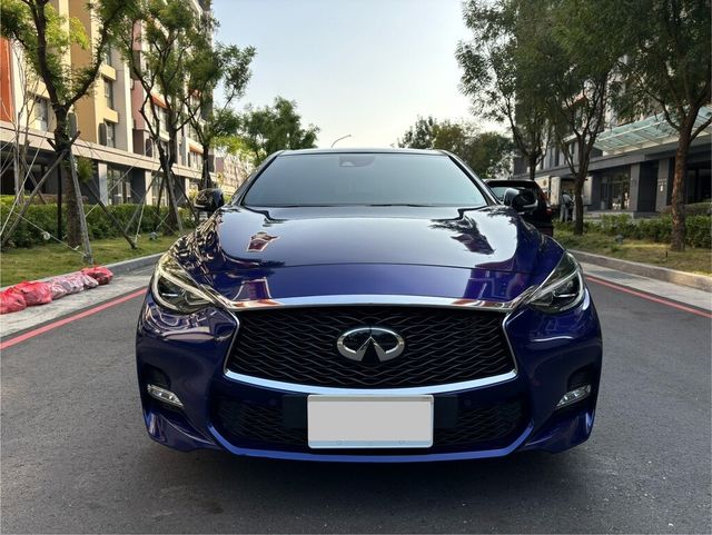 INFINITI無限 Q30  第3張相片