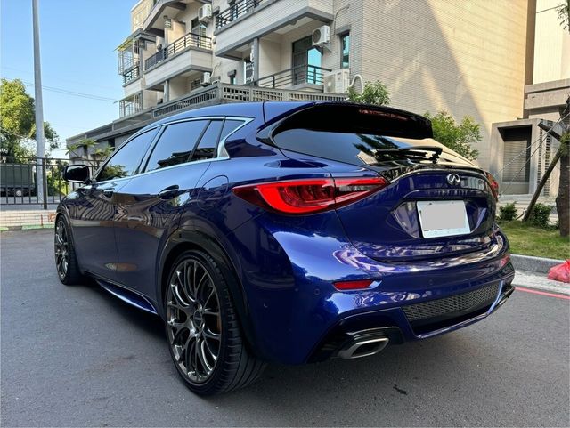 INFINITI無限 Q30  第6張相片