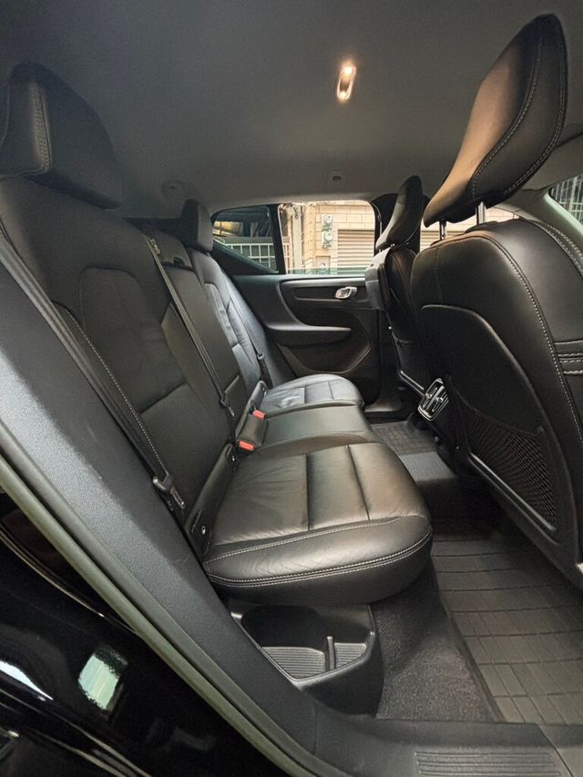 VOLVO富豪 XC40  第13張相片