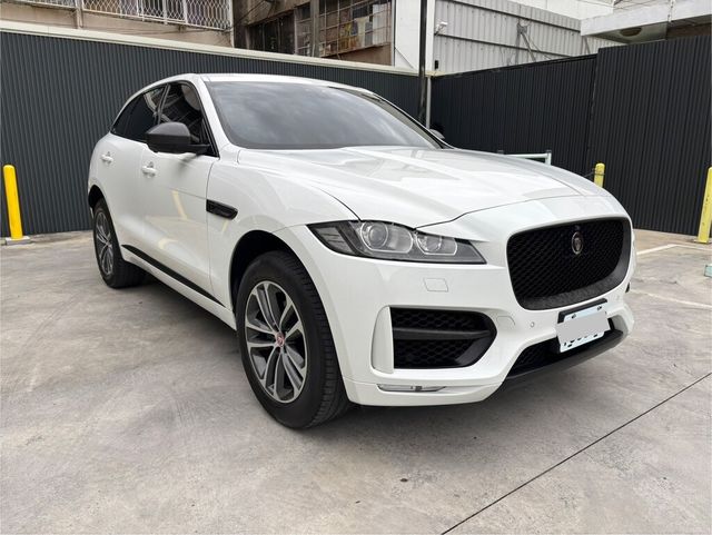 JAGUAR捷豹 F-PACE  第2張相片