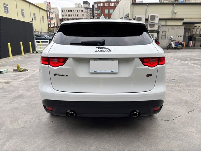 JAGUAR捷豹 F-PACE  第4張相片