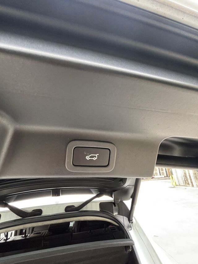 JAGUAR捷豹 F-PACE  第15張相片
