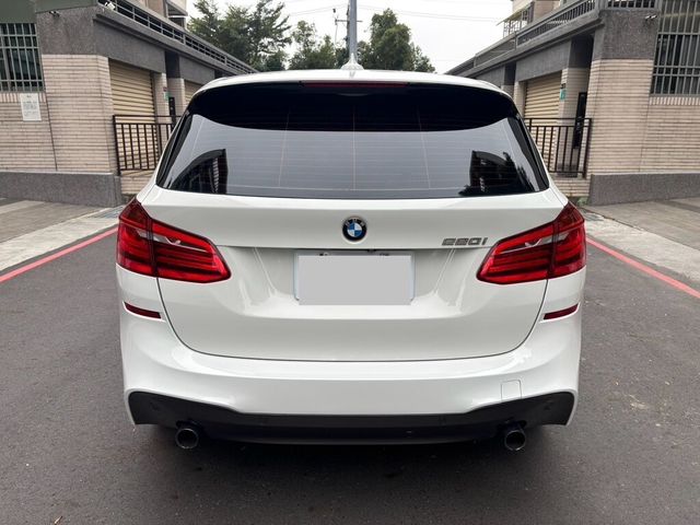 BMW寶馬 220I  第4張相片