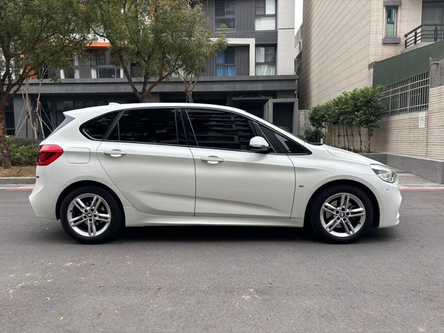 BMW寶馬 220I  第9張相片
