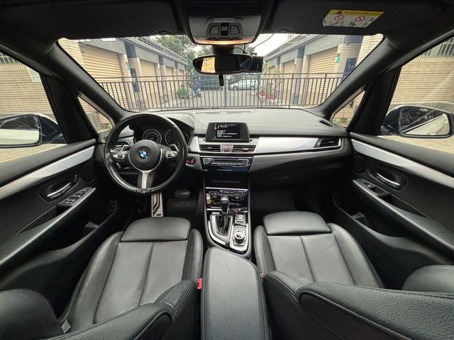 BMW寶馬 220I  第15張相片