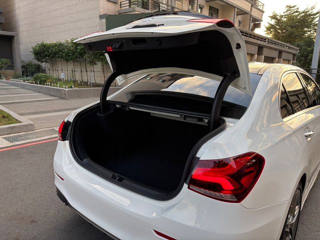 M-BENZ賓士 A220  第10張相片