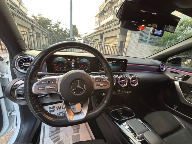 M-BENZ賓士 A220  第13張相片