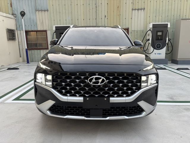 HYUNDAI現代 SANTA FE  第5張相片