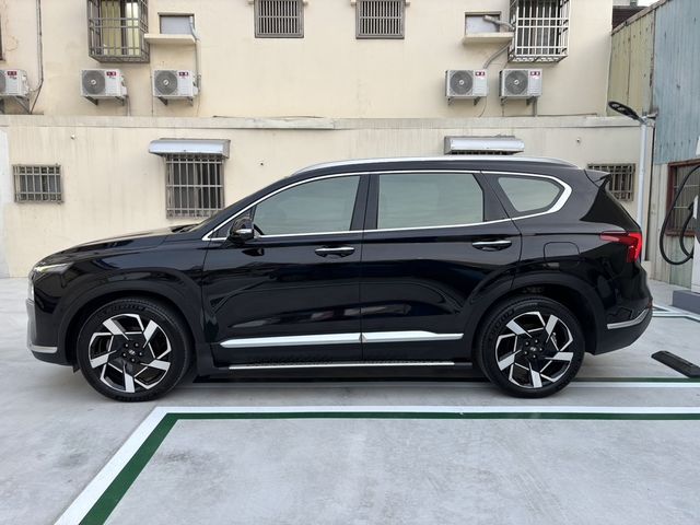 HYUNDAI現代 SANTA FE  第11張相片