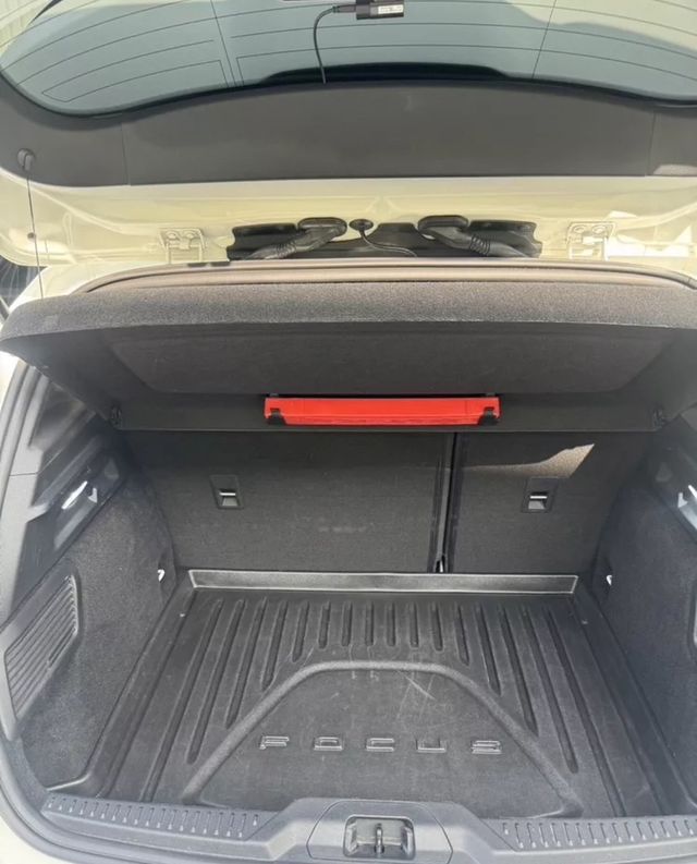 FORD福特 FOCUS ST  第10張相片