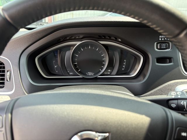 VOLVO富豪 V40  第5張相片