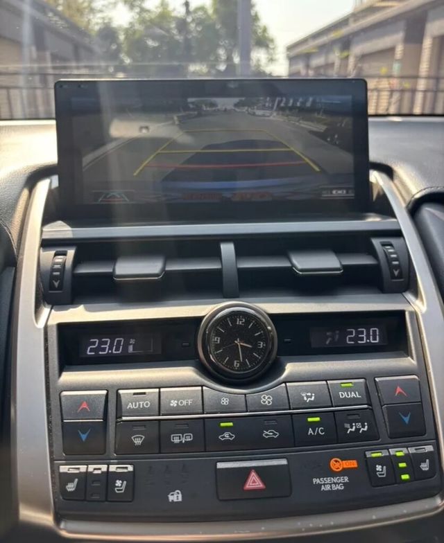 LEXUS凌志 NX300H  第6張相片