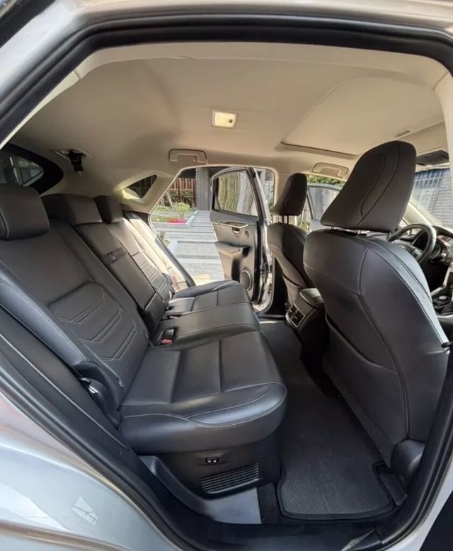 LEXUS凌志 NX300H  第15張相片
