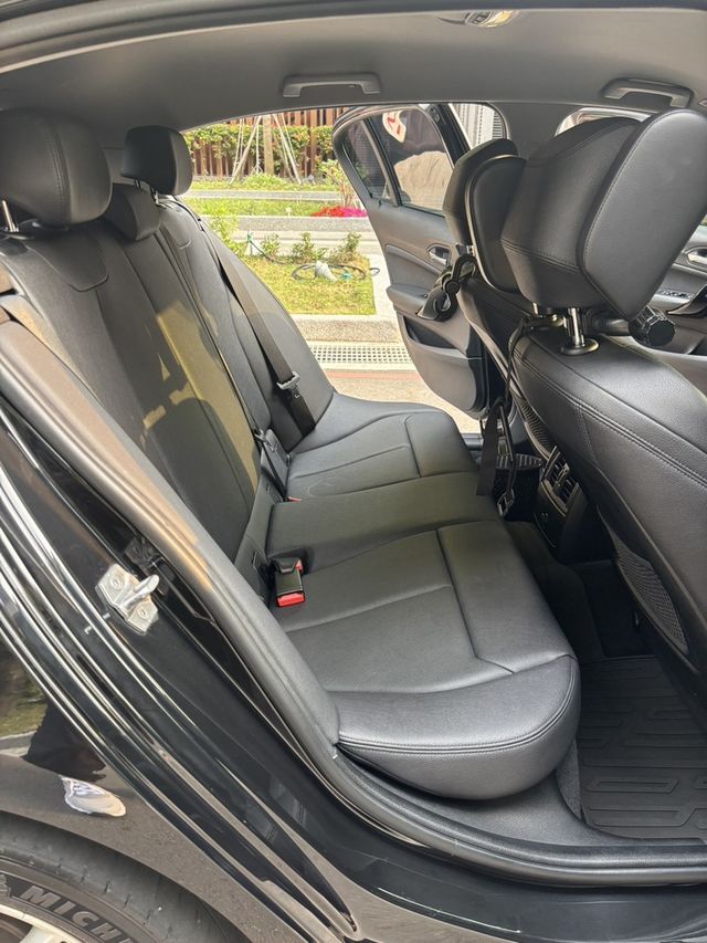BMW寶馬 118I  第12張相片