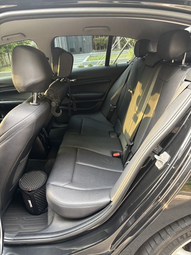 BMW寶馬 118I  第14張相片