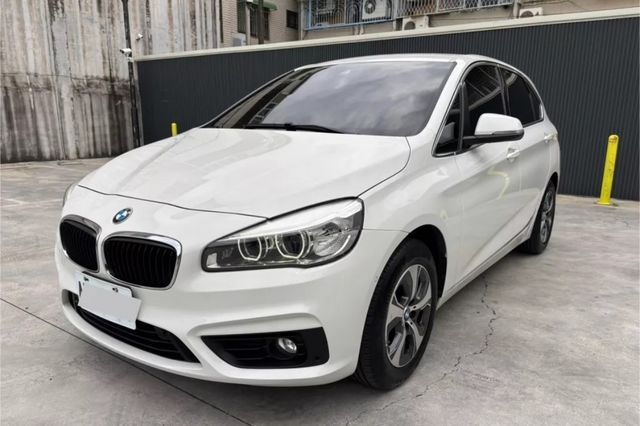 BMW寶馬 218I  第1張相片