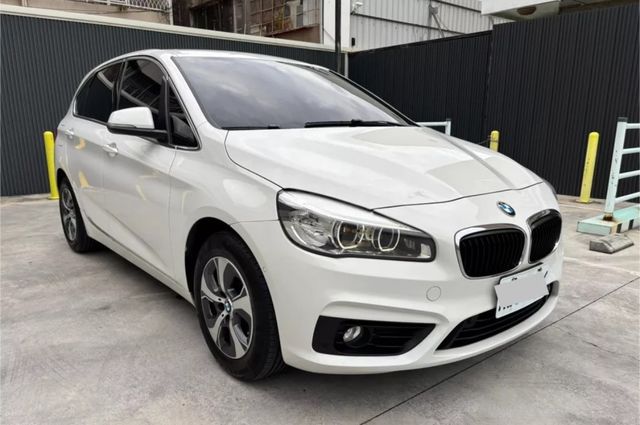 BMW寶馬 218I  第2張相片