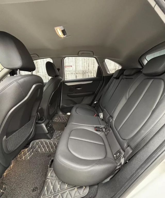 BMW寶馬 218I  第11張相片