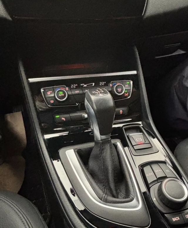 BMW寶馬 218I  第16張相片