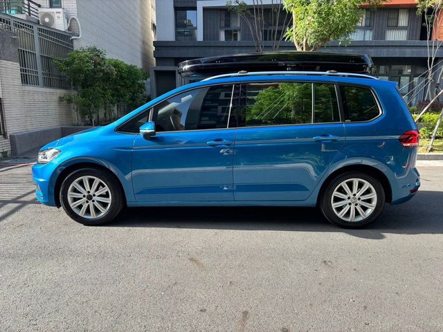 VOLKSWAGEN福斯 TOURAN  第7張相片