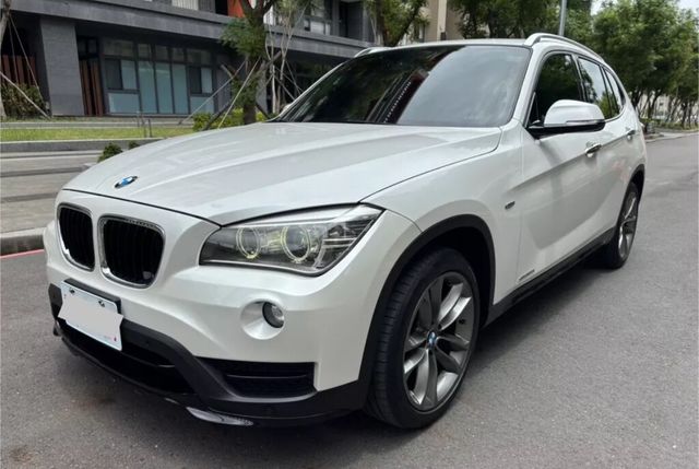BMW寶馬 X1  第1張相片