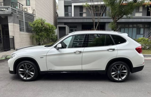 BMW寶馬 X1  第7張相片